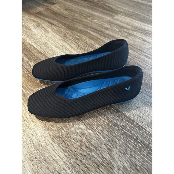 Vivaia Lightweight Square-Toe V-Cut Flats (Margot Walker) Black and Blue Size 10 - Picture 4 of 6